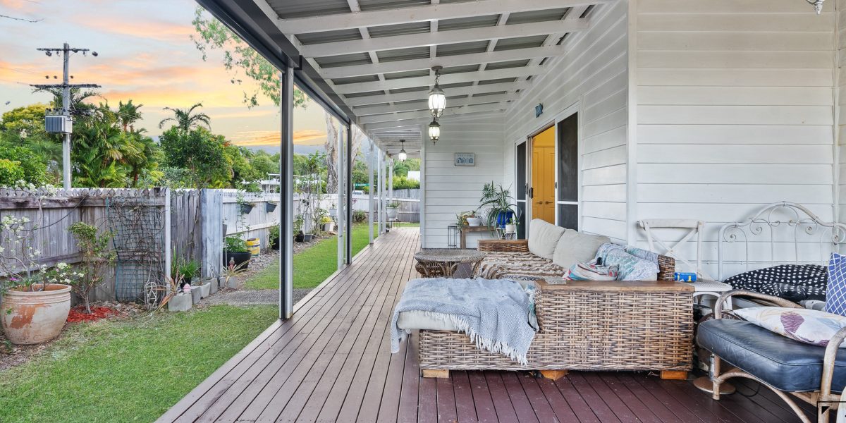 2 Saunders Court, Clifton Beach, QLD 4879 AUS