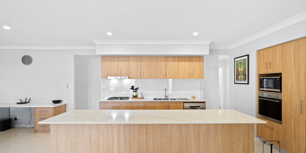 13 Flow Close, Trinity Beach, QLD 4879 AUS