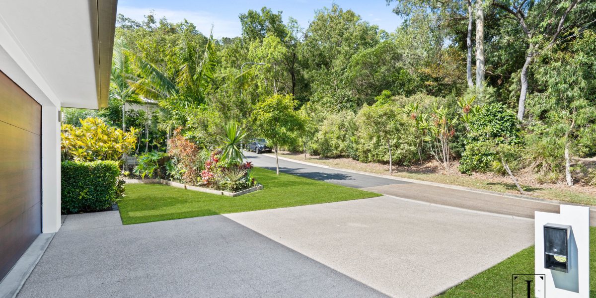 13 Flow Close, Trinity Beach, QLD 4879 AUS