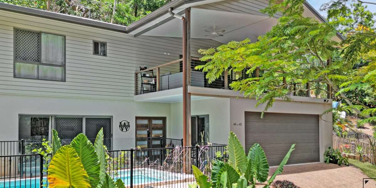40-42 Gavin Hamilton Close, Redlynch, QLD 4870 AUS