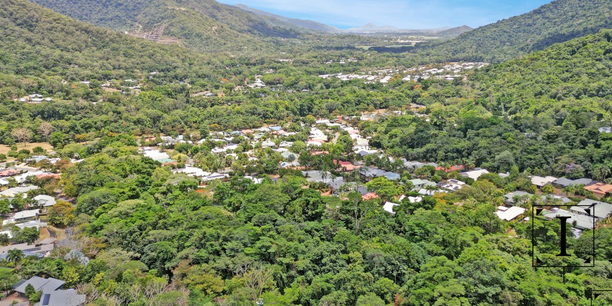 40-42 Gavin Hamilton Close, Redlynch, QLD 4870 AUS