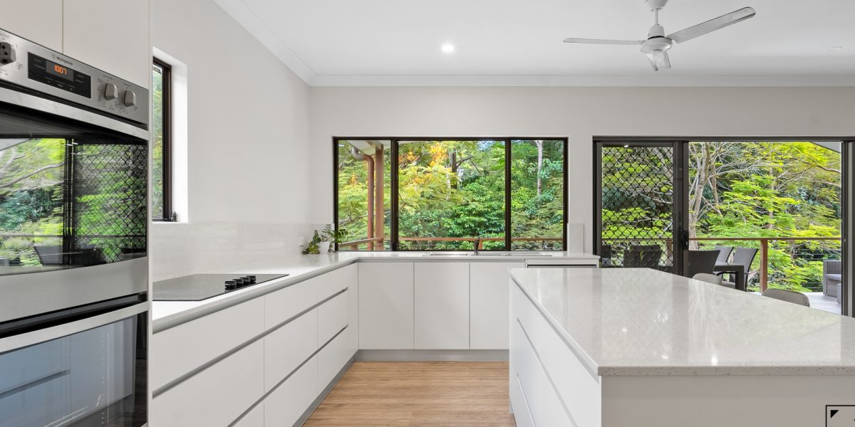 40-42 Gavin Hamilton Close, Redlynch, QLD 4870 AUS