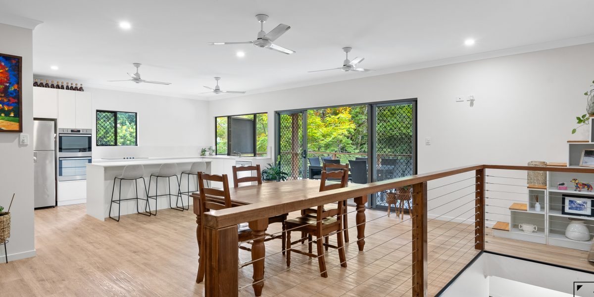40-42 Gavin Hamilton Close, Redlynch, QLD 4870 AUS
