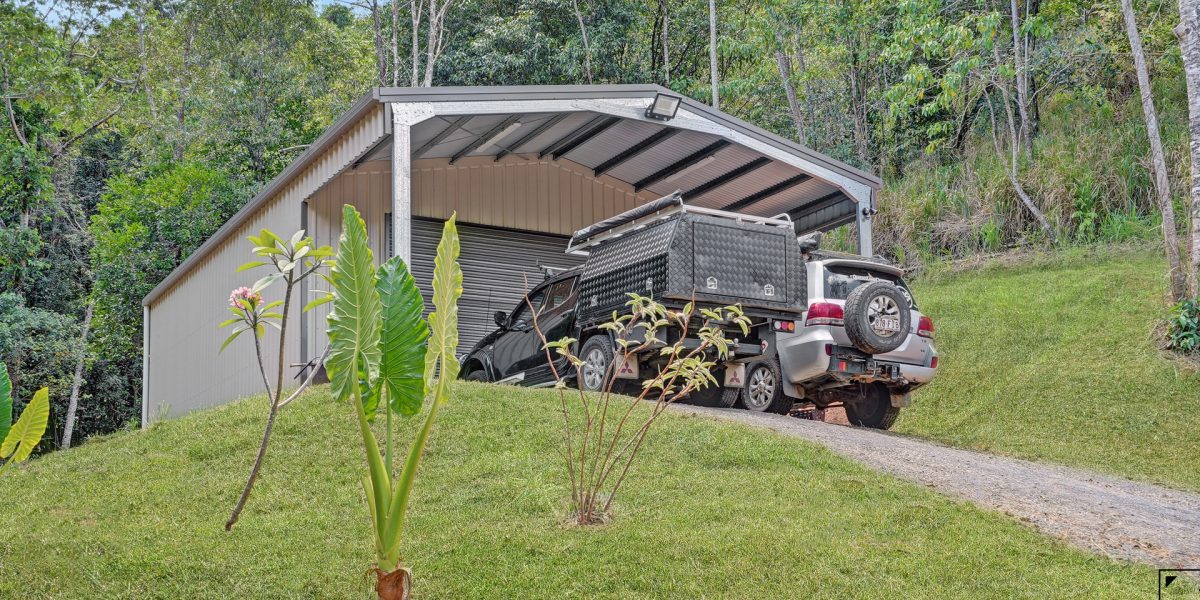 40-42 Gavin Hamilton Close, Redlynch, QLD 4870 AUS