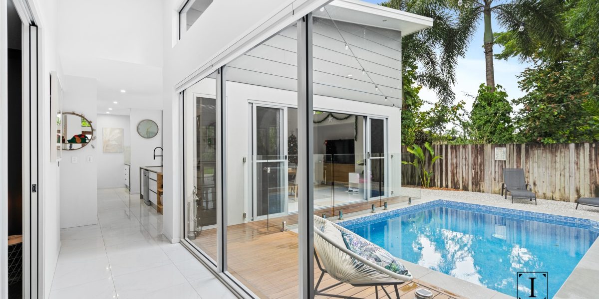 24 Midship Street, Trinity Beach, QLD 4879 AUS