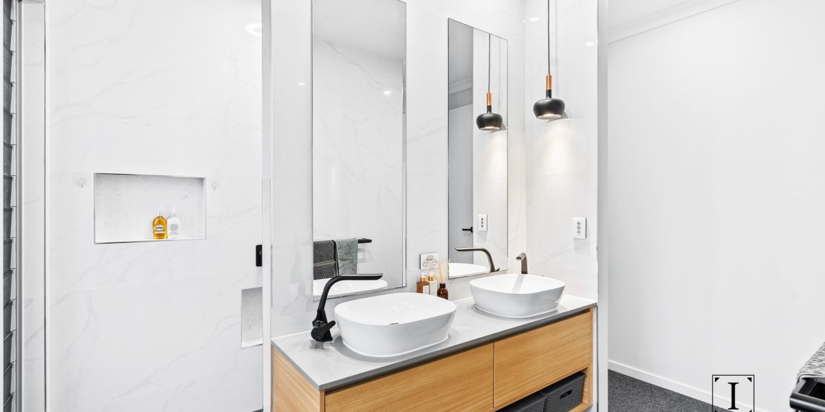 24 Midship Street, Trinity Beach, QLD 4879 AUS
