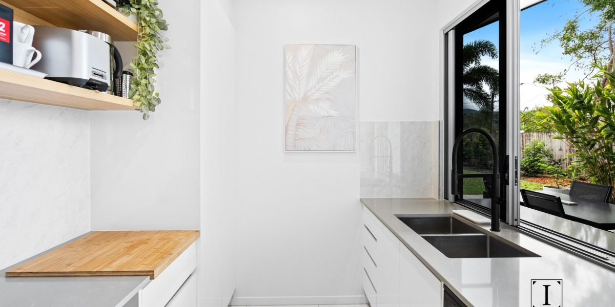 24 Midship Street, Trinity Beach, QLD 4879 AUS