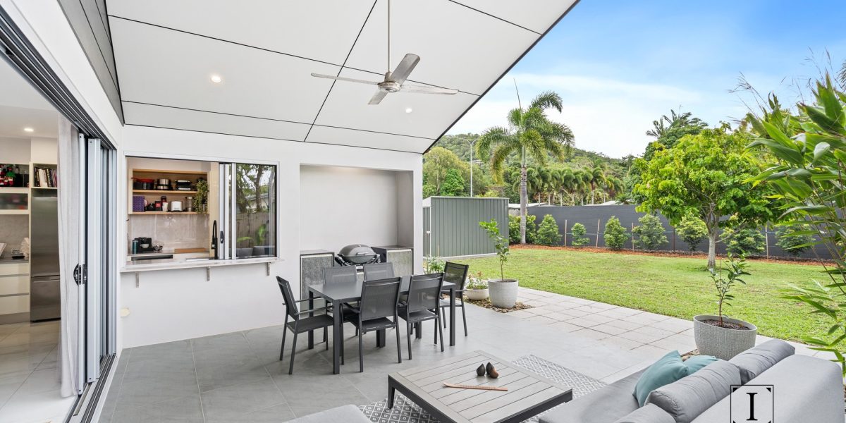 24 Midship Street, Trinity Beach, QLD 4879 AUS