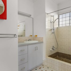 117-119 Greenslopes Street, Edge Hill, QLD 4870 AUS