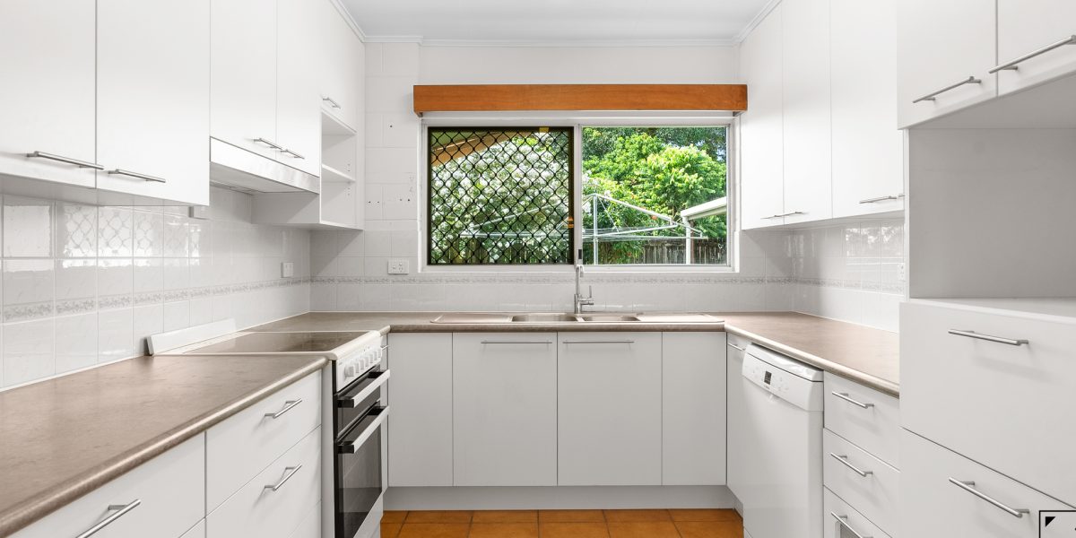 117-119 Greenslopes Street, Edge Hill, QLD 4870 AUS