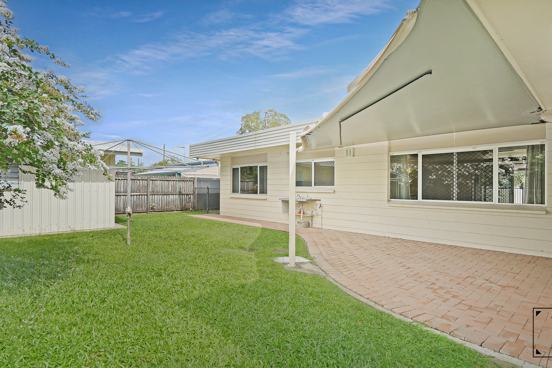 117-119 Greenslopes Street, Edge Hill, QLD 4870 AUS