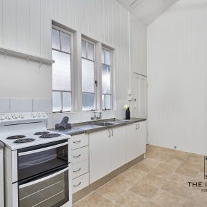 10b Shearer Avenue, Manunda, QLD 4870 AUS