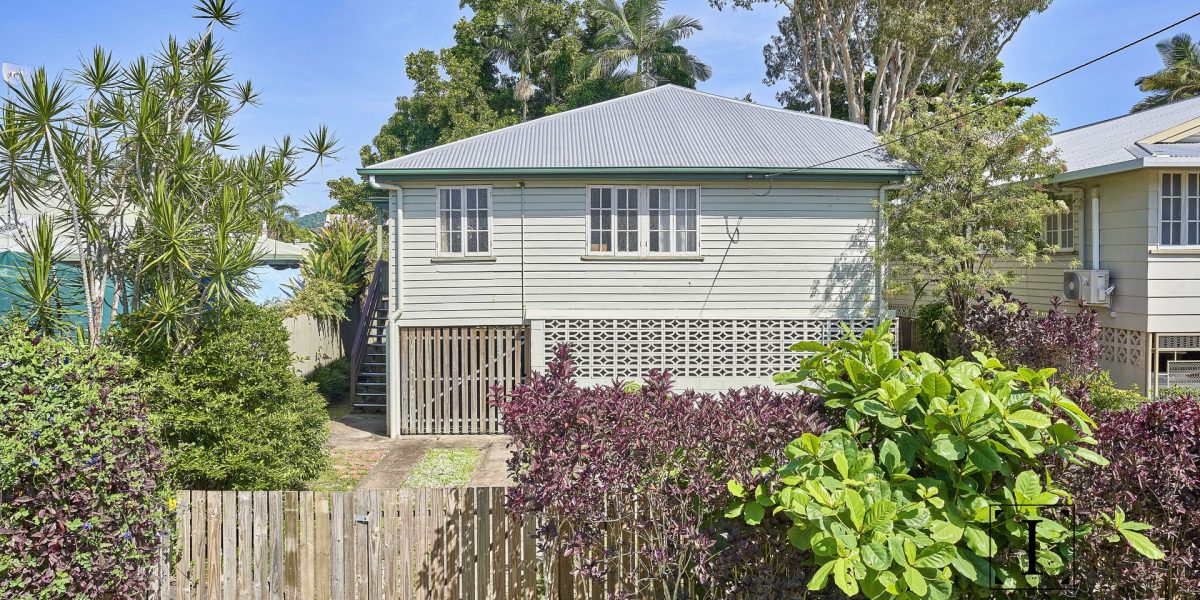 10a Shearer Avenue, Manunda, QLD 4870 AUS