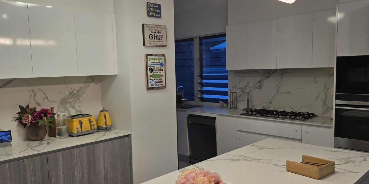 8 Headsail Drive, Trinity Beach, QLD 4879 AUS