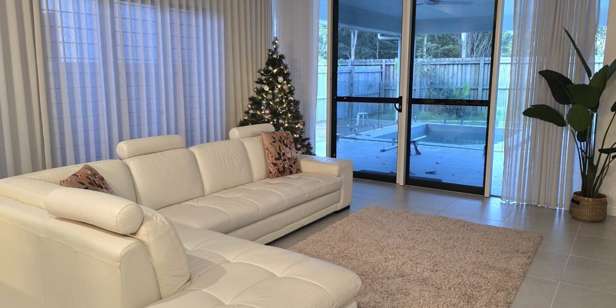 8 Headsail Drive, Trinity Beach, QLD 4879 AUS