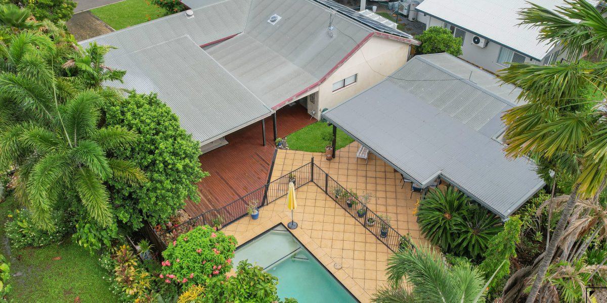 10 Castaways Close, Kewarra Beach, QLD 4879 AUS