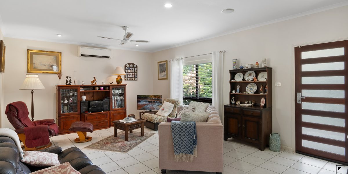 10 Castaways Close, Kewarra Beach, QLD 4879 AUS