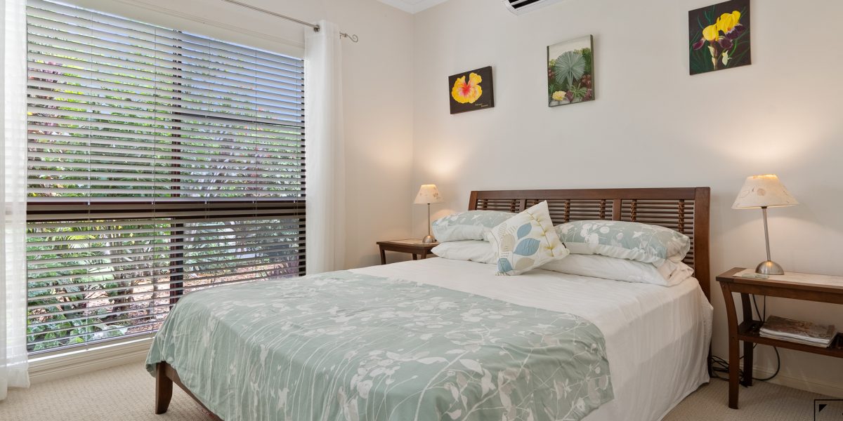 10 Castaways Close, Kewarra Beach, QLD 4879 AUS