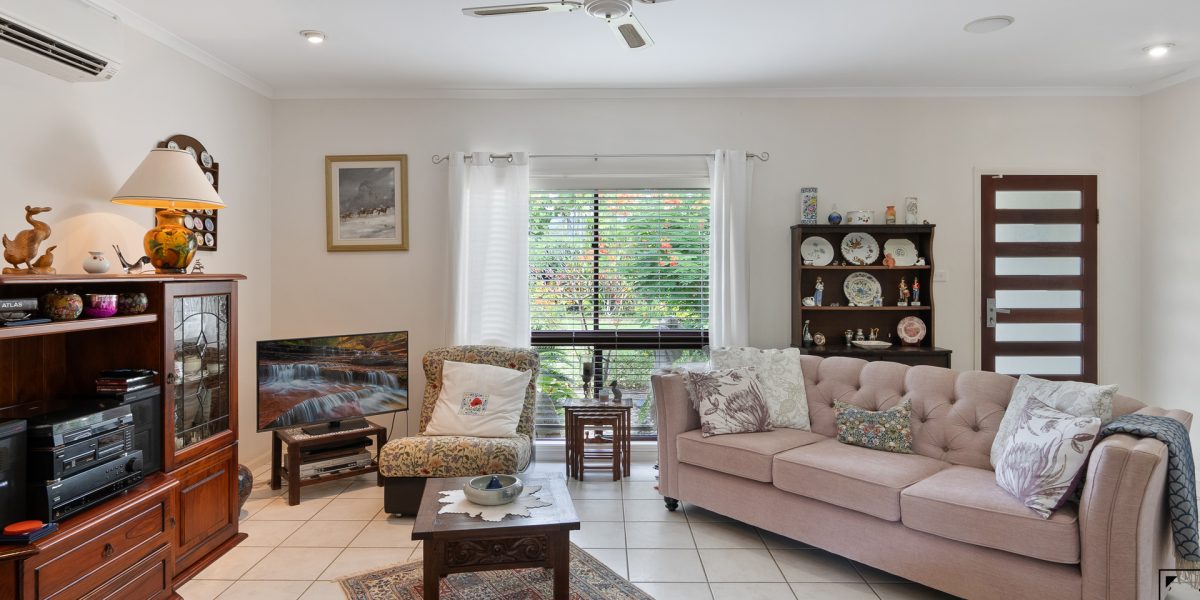 10 Castaways Close, Kewarra Beach, QLD 4879 AUS