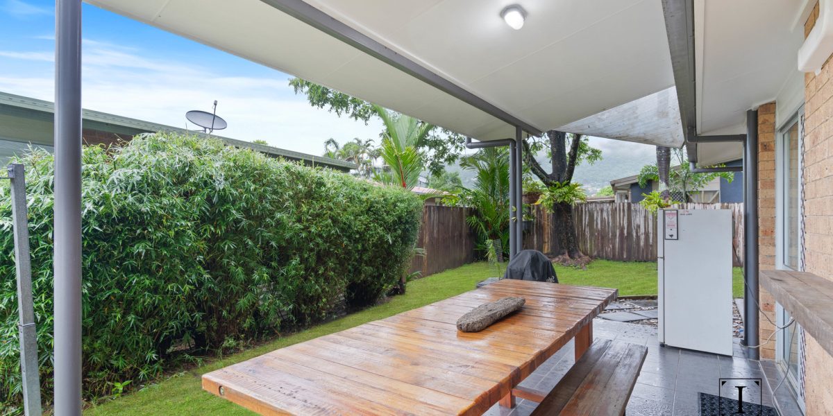 1 Fabris Street, Mooroobool, QLD 4870 AUS