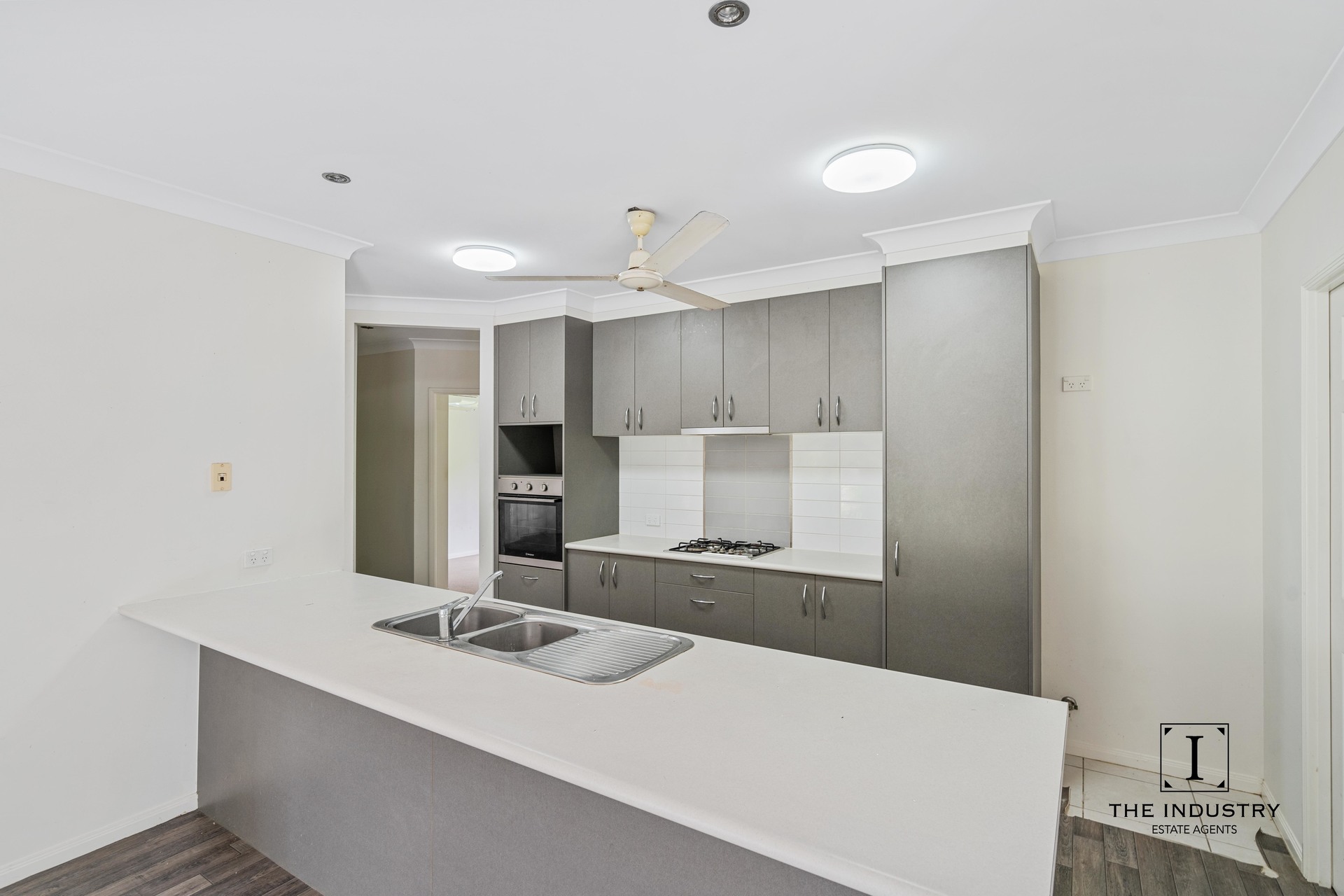 14 Bundey Street, Bentley Park, QLD 4869 AUS