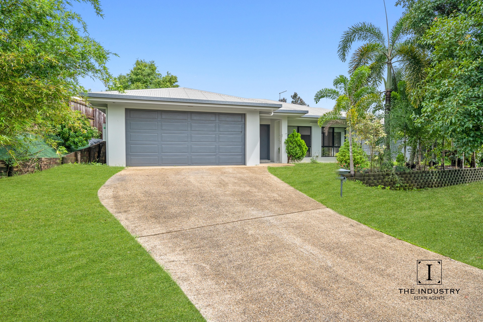 14 Bundey Street, Bentley Park, QLD 4869 AUS