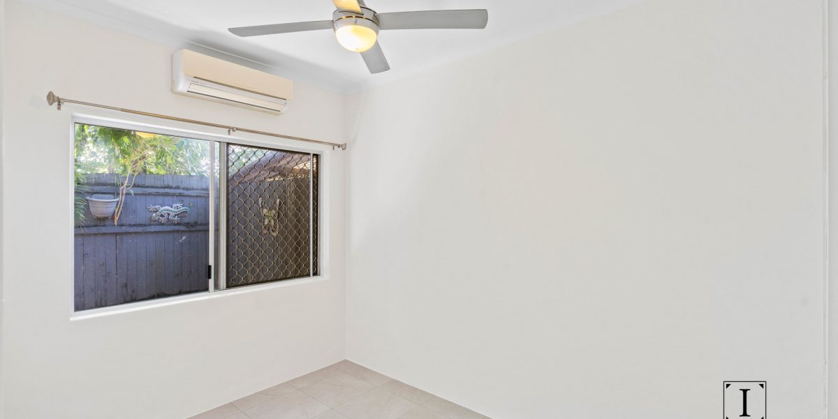 2/14 Palm Street, Holloways Beach, QLD 4878 AUS