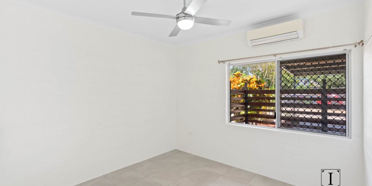 2/14 Palm Street, Holloways Beach, QLD 4878 AUS