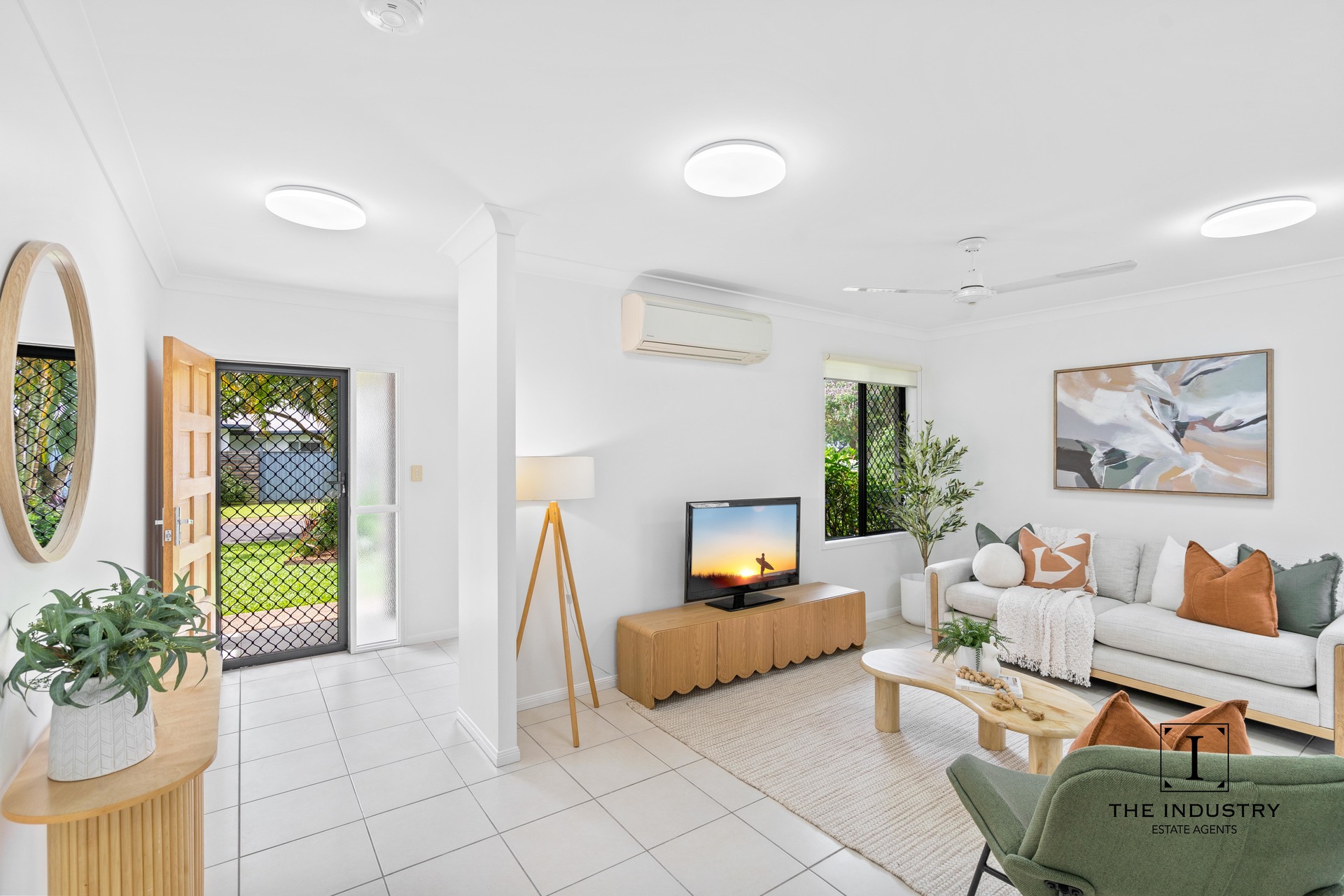 8 Heysen Close, Redlynch, QLD 4870 AUS