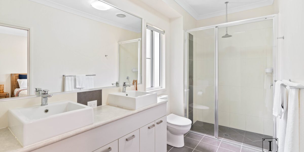 8 Seascape Close, Palm Cove, QLD 4879 AUS