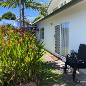 1/14 Ingham Court, Mooroobool, QLD 4870 AUS