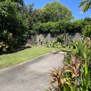 1/14 Ingham Court, Mooroobool, QLD 4870 AUS