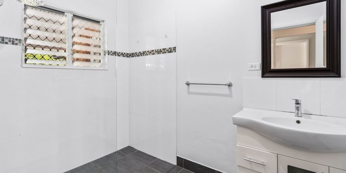 4 Harris Street, Parramatta Park, QLD 4870 AUS