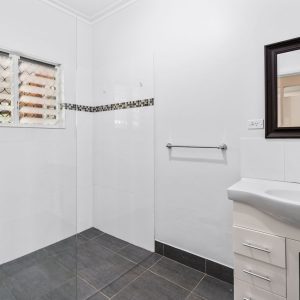 4 Harris Street, Parramatta Park, QLD 4870 AUS