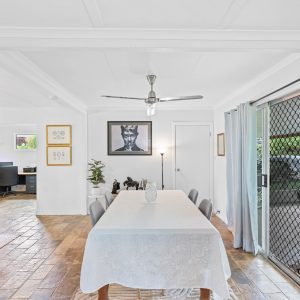 12 Ash Street, Holloways Beach, QLD 4878 AUS