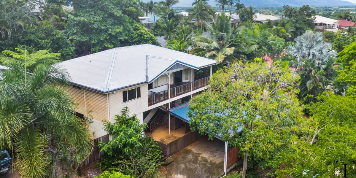 274 Robert Road, Bentley Park, QLD 4869 AUS