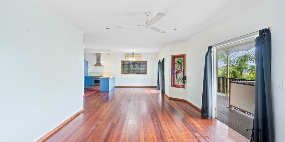 274 Robert Road, Bentley Park, QLD 4869 AUS