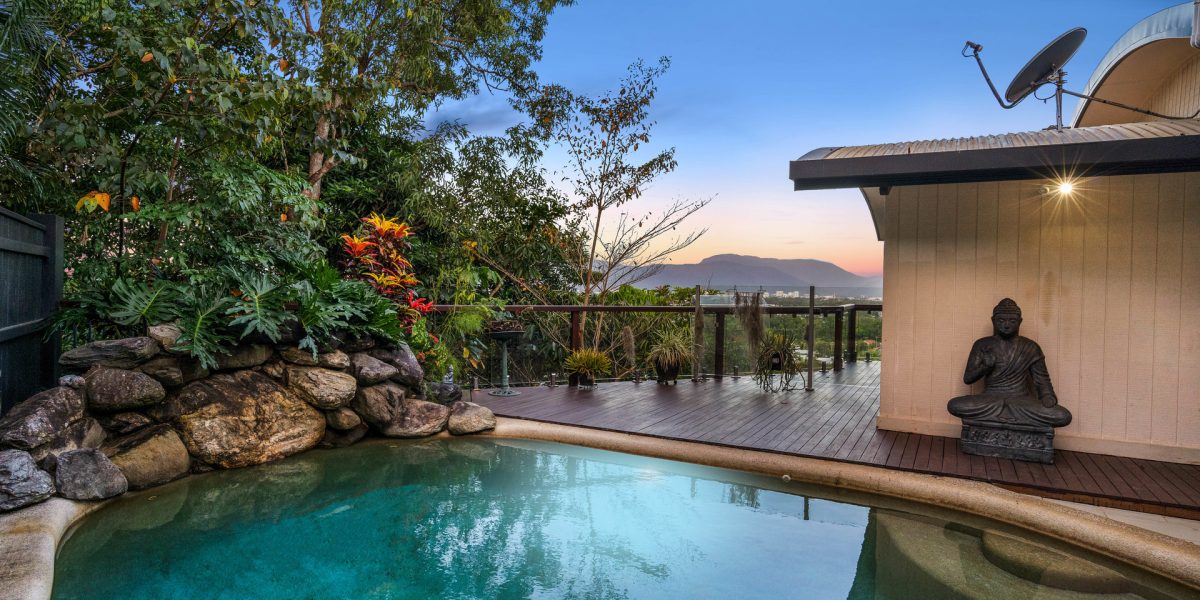 1A Trundle Terrace, Whitfield, QLD 4870 AUS
