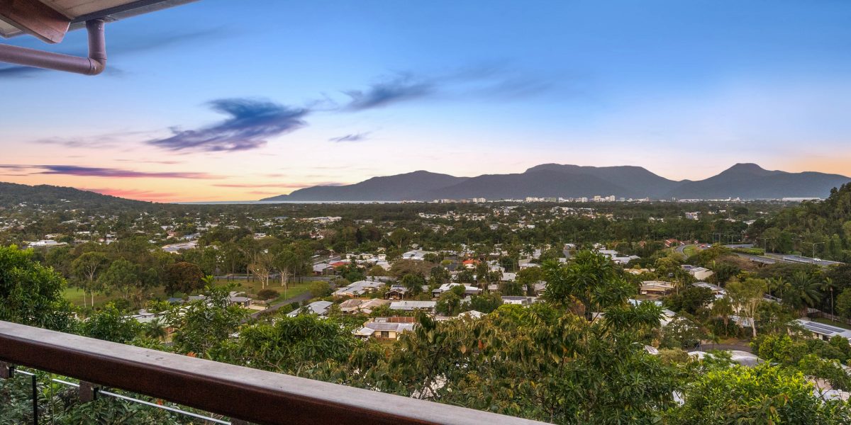 1A Trundle Terrace, Whitfield, QLD 4870 AUS