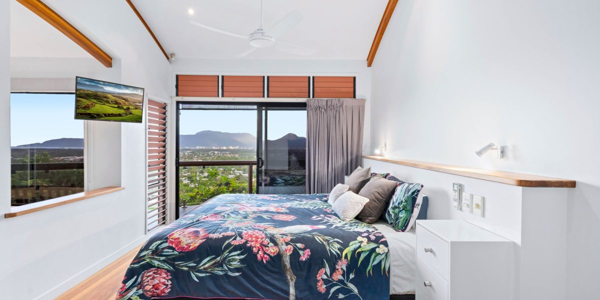 1A Trundle Terrace, Whitfield, QLD 4870 AUS