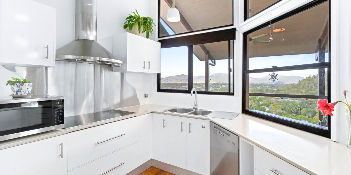 1A Trundle Terrace, Whitfield, QLD 4870 AUS