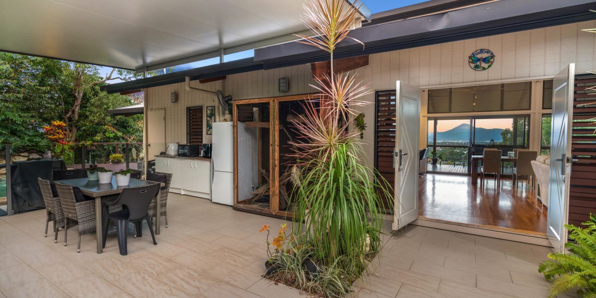 1A Trundle Terrace, Whitfield, QLD 4870 AUS