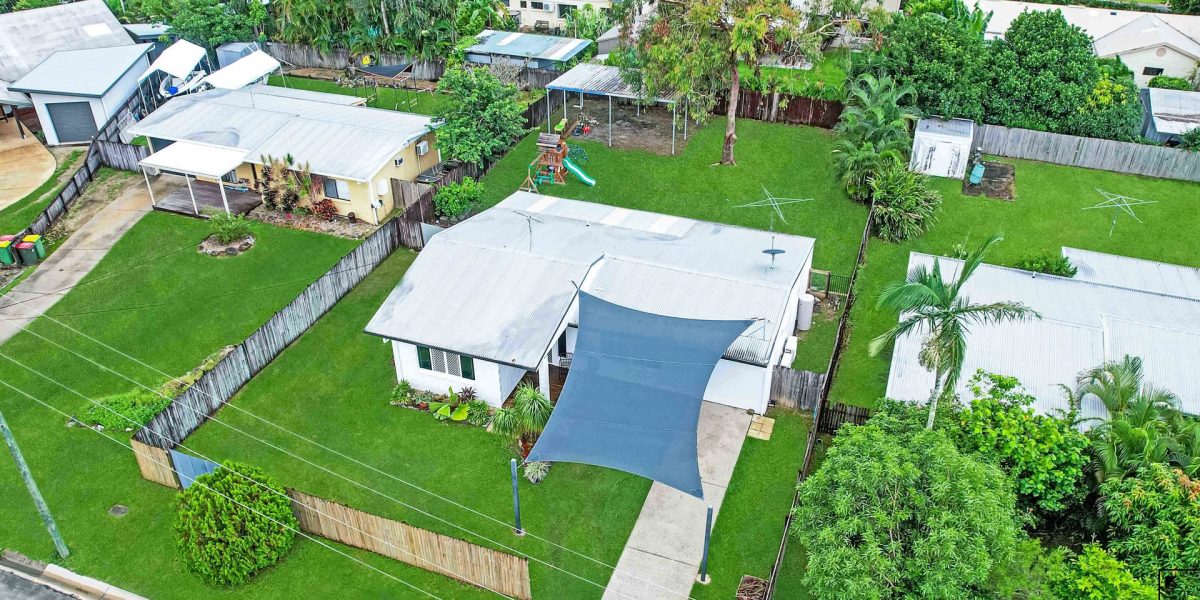 10 Coolum Close, Kewarra Beach, QLD 4879 AUS