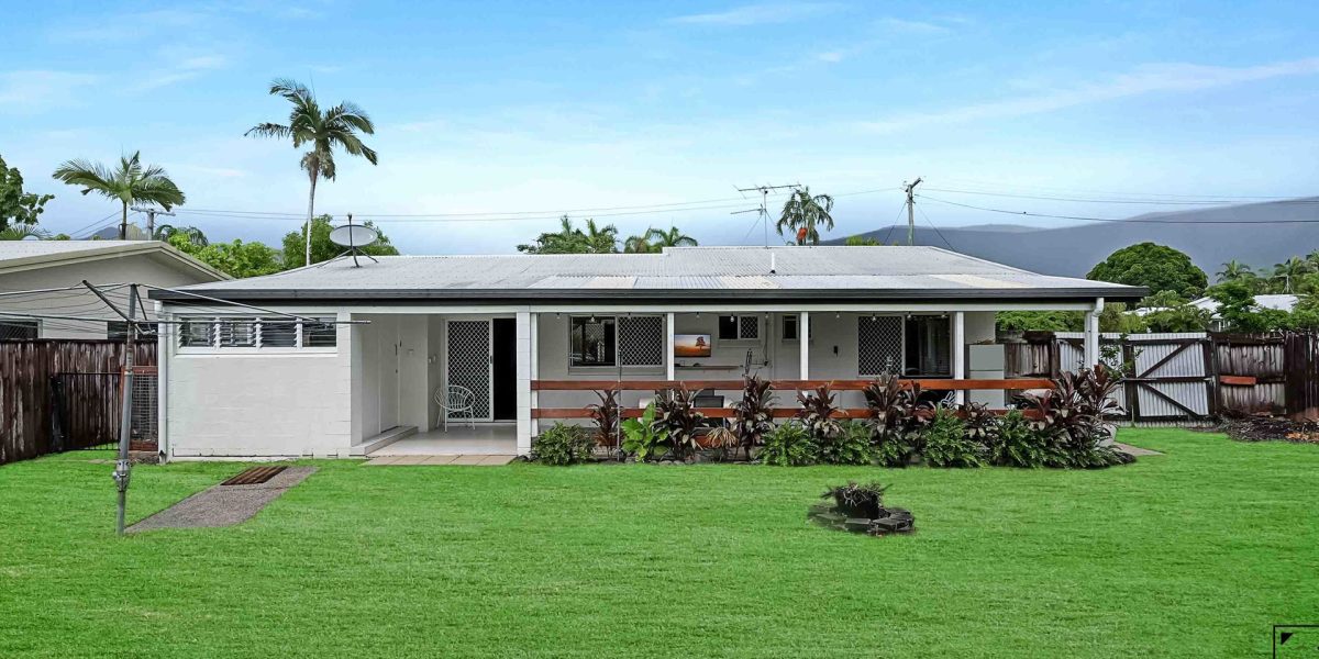 10 Coolum Close, Kewarra Beach, QLD 4879 AUS