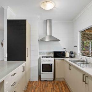 10 Coolum Close, Kewarra Beach, QLD 4879 AUS