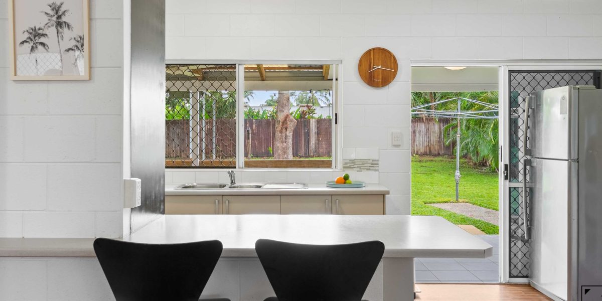 10 Coolum Close, Kewarra Beach, QLD 4879 AUS