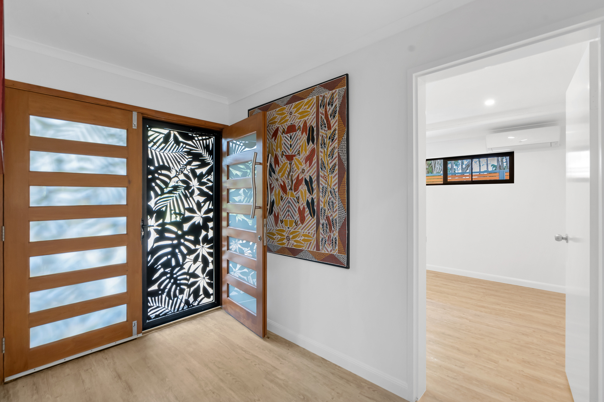 21 Maple Street, Holloways Beach, QLD 4878 AUS