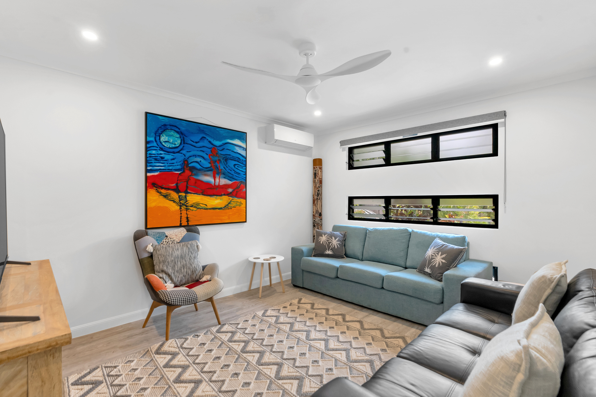 21 Maple Street, Holloways Beach, QLD 4878 AUS