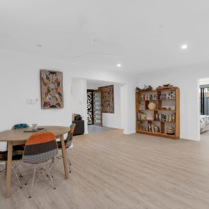 21 Maple Street, Holloways Beach, QLD 4878 AUS
