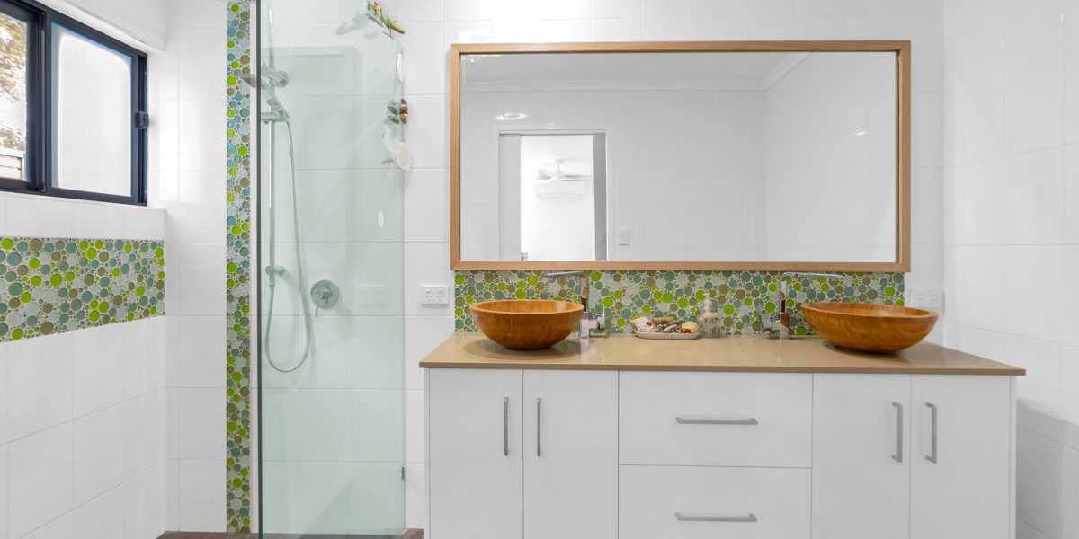 21 Maple Street, Holloways Beach, QLD 4878 AUS